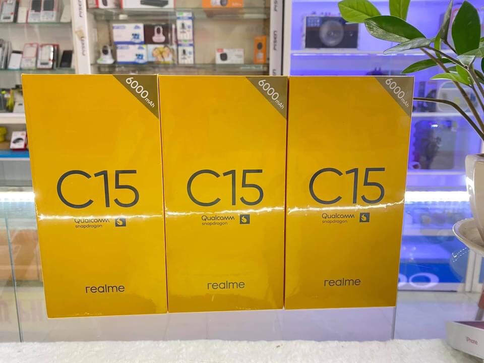 REALME C15